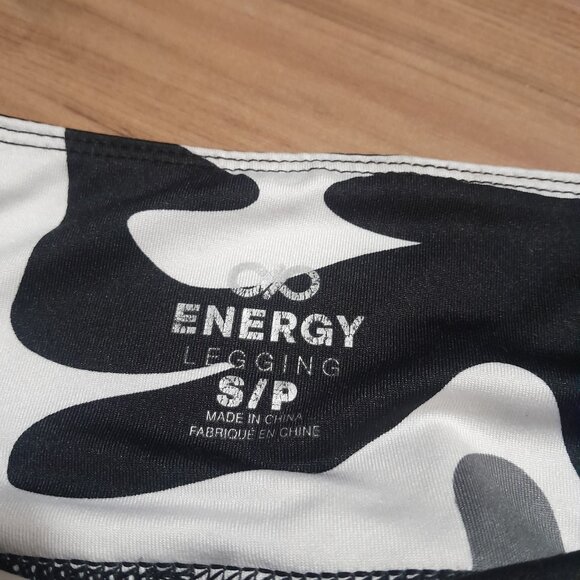 2 piece active wear set - Picture 2 of 3